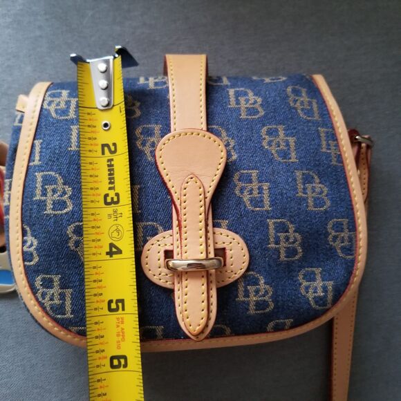 Vintage Dooney & Bourke Small Saddle Crossbody - Picture 11 of 12